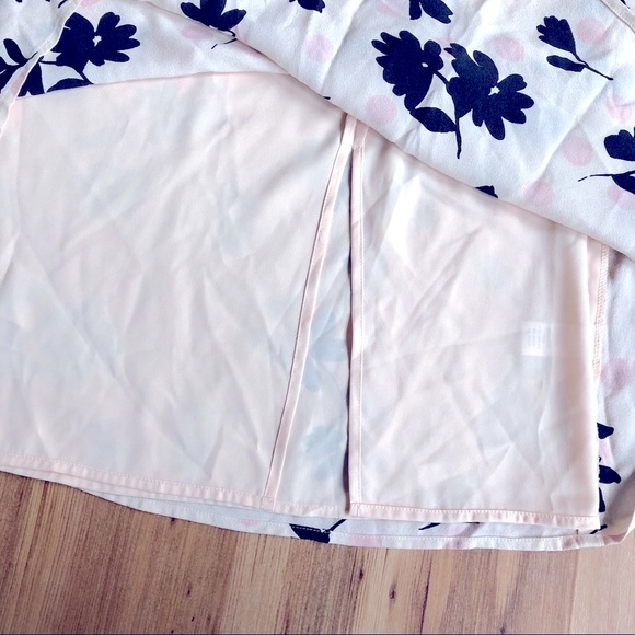 BANANA REPUBLIC Silk Floral Skirt Size 4 Petite Women’s - Picture 5 of 16